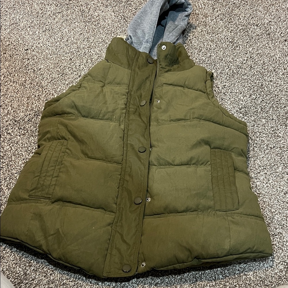 Kids Olive Green Hooded Puffer Vest